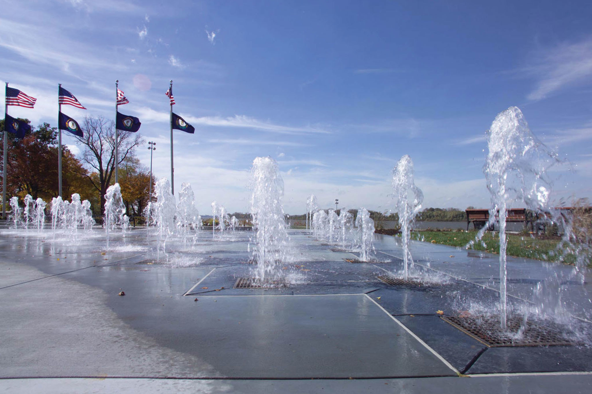 henderson-riverfront-delta-fountains