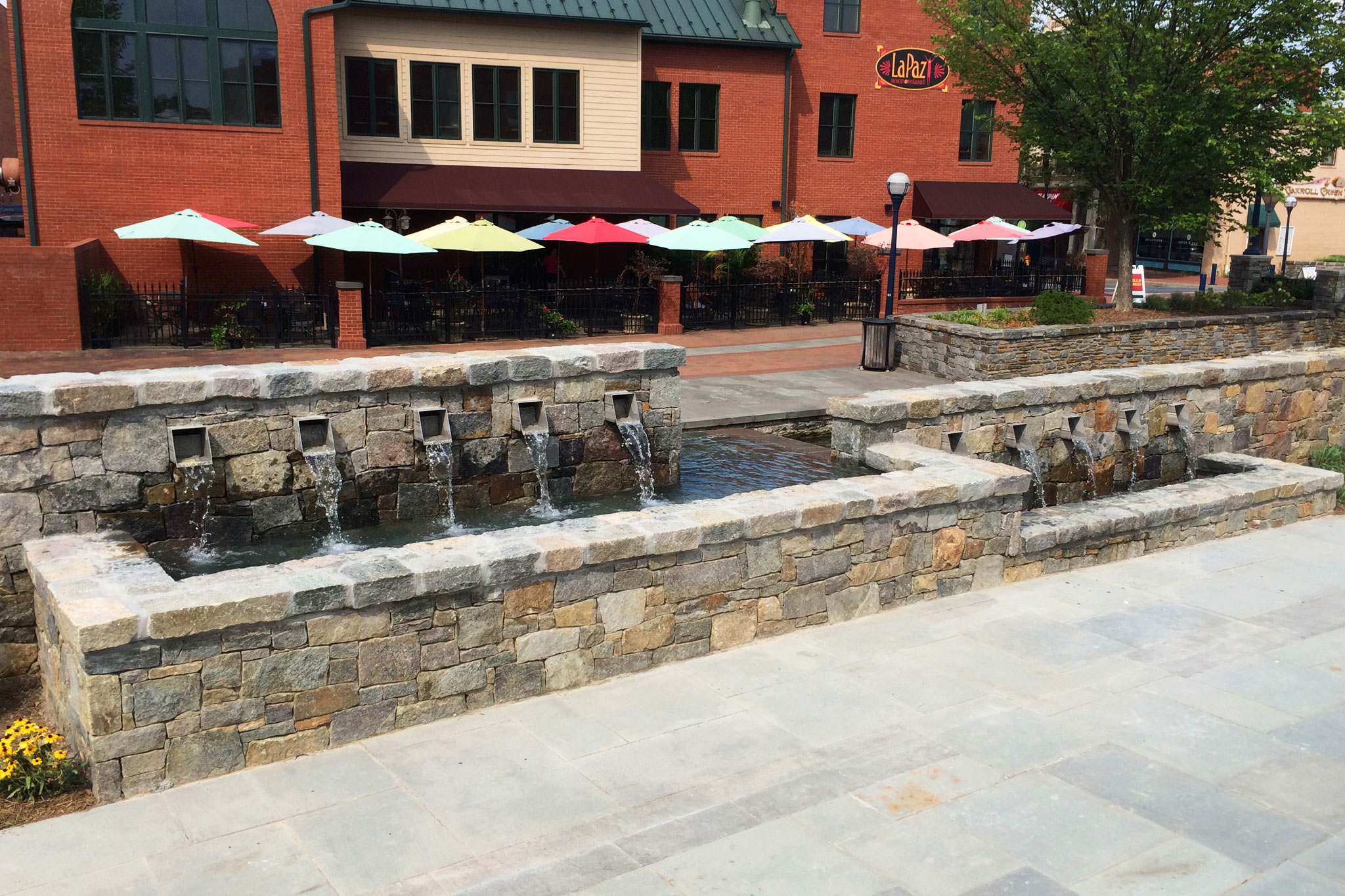 Maryland Retail Outlet Public Water Feature